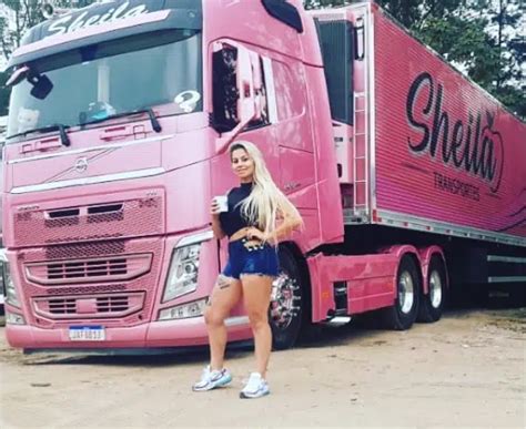 sheila bellaver|Hot pink Brazilian truck driver racks up 2 million followers .